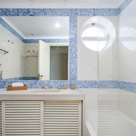 With Pool V Apartamento Cascaes